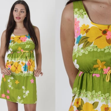 Colorful Hawaiian Abstract Print Dress / Vintage 70s Floral Vacation Sundress / Sleeveless Sun Resort Wear / Tiki Party Luau Mini 