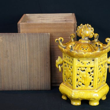 Antique ceramic incense burner Chinese sculpture XVIII cent sculpture art 