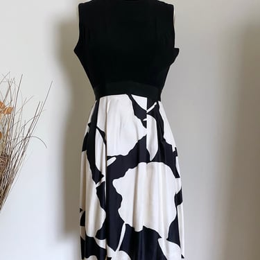 Vintage 60's Silk Dress with a Floral Pattern, Black and Creme, XS 