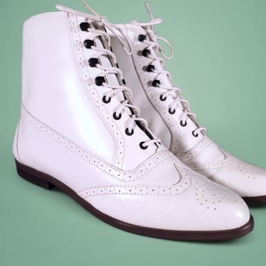 1980s vintage leather booties granny white wingtips lace-ups pointy toes waxed laces footloose (8) 