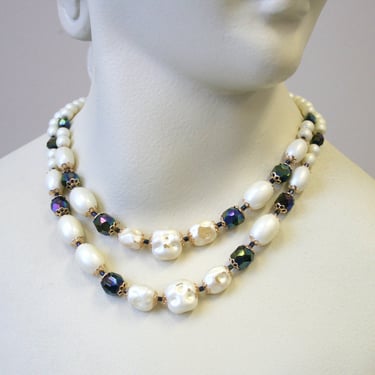 1960s Faux Pearl Necklace 