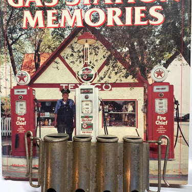 Antique 1916 Gas Station Attendant Coin Dispenser Belt Clip, Made in USA & 96 pg Motorbook Gas Station Memories~ Grease Monkey Dads Gift~ 