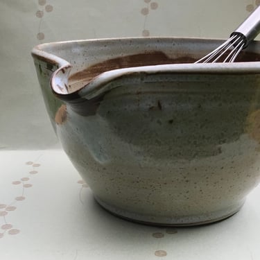 Batter Bowl, Ceramic, Handmade Mixing Bowl with Handle