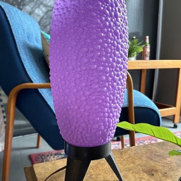 Mid Century Bubble Beehive Table Lamp in Purple