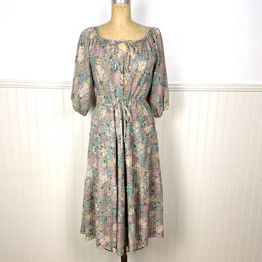 1970s floral peasant dress with pleated skirt - size medium 