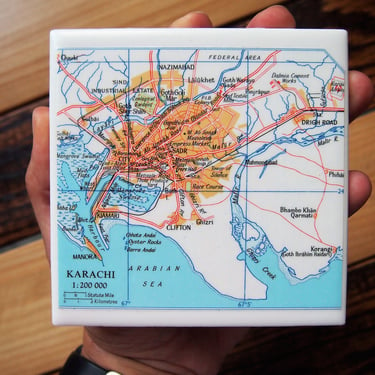 1985 Karachi Pakistan Map Coaster. Karachi Map. Vintage Pakistan Gift. Asian Décor. Pakistan Coasters. City Map Gift. South Asia Travel Gift 