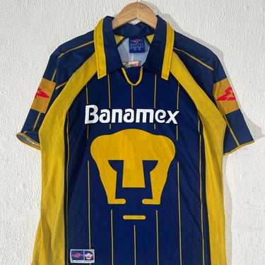 Vintage Pumas UNAM Soccer Kit Sz. XL