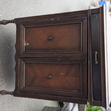 Project dresser 21.5 x 32 x 42