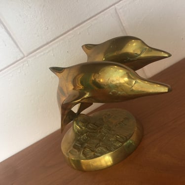 Small Vintage 1970s Mid Century Modern Brass Statue of Pair of Swimming Dolphin 