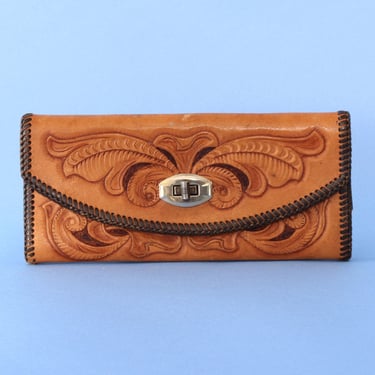 Tooled Turnlock Tan Wallet