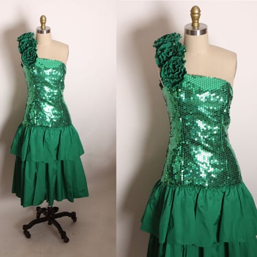 1980s Emerald Green One Shoulder Ruffle Flower Shoulder Strap and Ruffle Hem Formal Sequin Pageant Prom Dress by Alyce Designs -M 