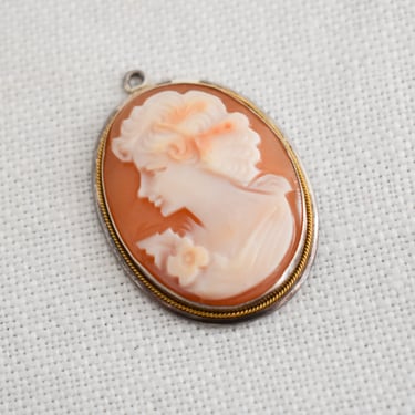 Vintage Oval Carved Shell and Sterling Silver Cameo Pendant 