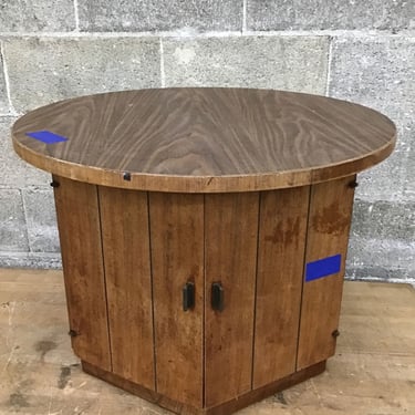 Lane Walnut Side Table (Seattle)