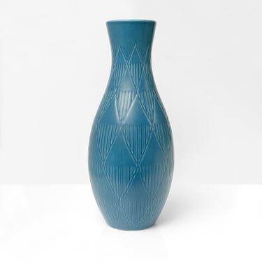 Bo Fajans diamond pattern ceramic vase Sweden, 1940