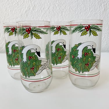 Set of 4 Holiday Swan Glasses