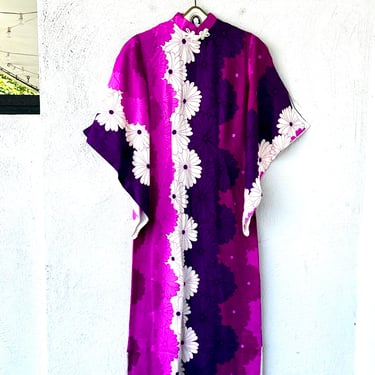 Vintage 60s 70s Pake Muumuu Hawaiian Dress 1960s 1970s Hawaii Psychedelic Floral Purple Bell Sleeve Dress 