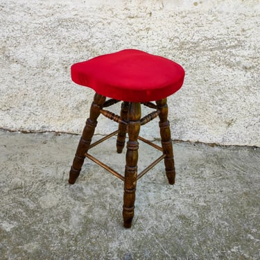 Vintage Red Bar Stool/ Mid Century Stool/ Wooden Stand/ Modern Stand / Uphostered Red Stool/ Retro Chair / Vintage Stool / Yugoslavia/ 80s 