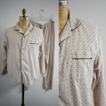 1970s Brown Flannel Pajamas 