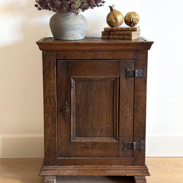 Rare Early 18th Century Antique Dutch Oak Cabinet 