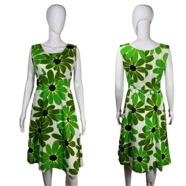 1960's Green Daisy Day Dress Size M