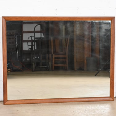 Henredon Mid-Century Modern Walnut Framed Wall Mirror, 1960s