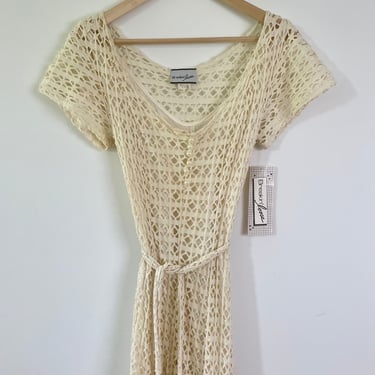 white backless mini dress LCTSLRD Solid Dress Women's Casual : Clothing, Shoes & Jewelry vt::Dresses::Sleeve Length::Long Sleeve American (US) Size:4 US Boho Watercolor Ruffle Maxi flared sleeves and is
