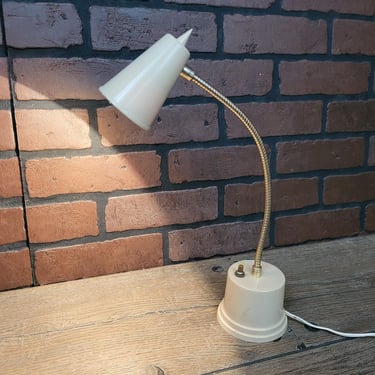 Vintage Cream Small Task Table Lamp 