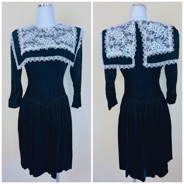 1990s Vintage Gunne Sax Black Velvet Sailor Collar Dress / 90s Victorian Lace Oversized Collar Fit and Flare Dress / Size Small 