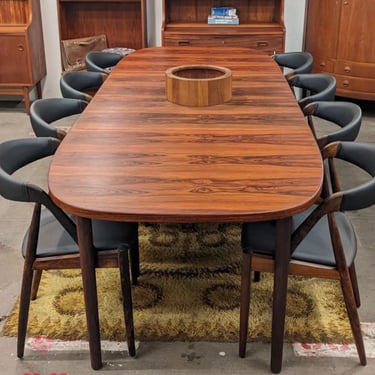 (SOLD) Oval Rosewood Dining Table Two Leaves 
