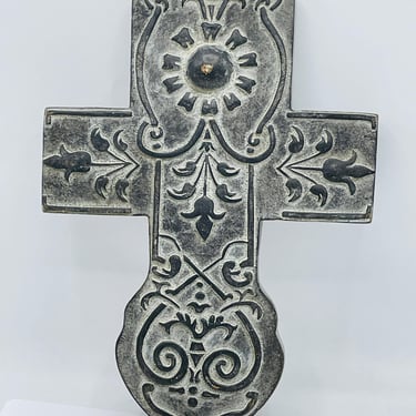 Large Resin Weathered Rustic Cross- 11.5