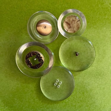 Buttons lucite lot of 5 