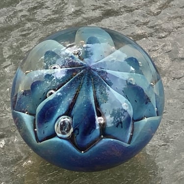Robert Eickholt Blue Iridescent Art Glass Paperweight 