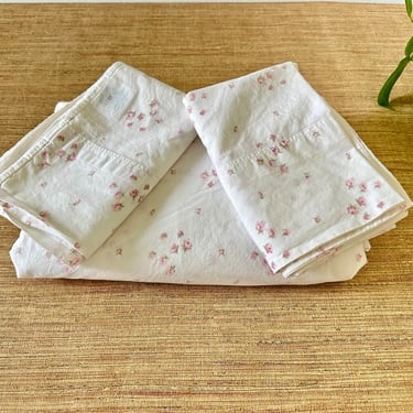 Vintage Simply Shabby Chic Pink Rosebud Sprinkles Queen Flat & Two Standard Pillow Cases - 100% Cotton - Rachel Ashwell 