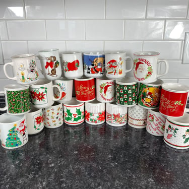 Single Christmas Vintage Assorted Mug Various Designs: Christmas Mice, Poinsettia, Candy Canes, Santa Claus, Reindeer Mugs Sold Individually 