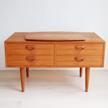 Danish Modern Kai Kristiansen Teak TV Stand Feldballes Mobelfabrik Made in Denmark 