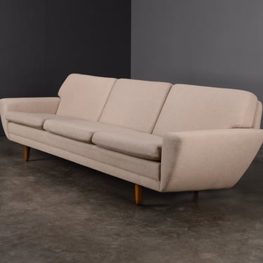 Georg Thams Mid-Century Danish Modern Sofa Couch in Neutral Beige Wool 