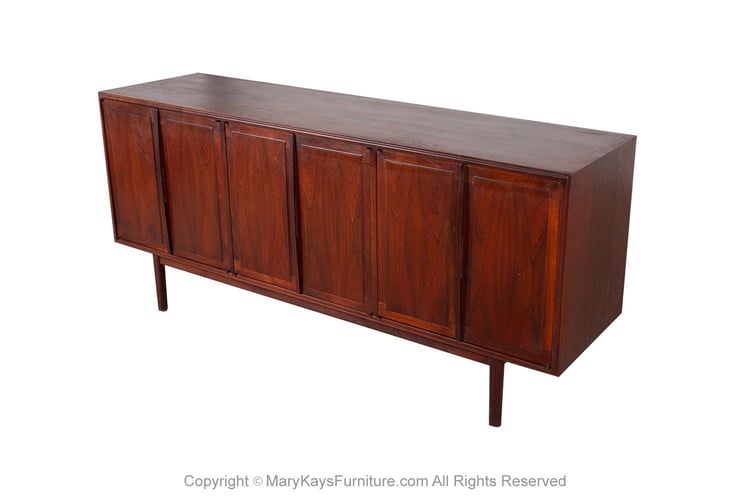 Mid-Century Modern Rosewood Credenza Sideboard 