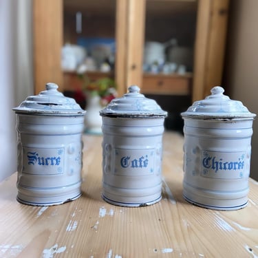 Beautiful rare find set of 3 vintage French enamelware spices pots 