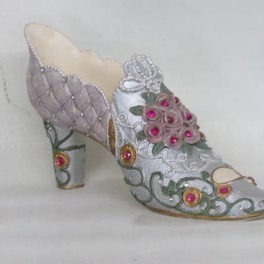 Ceramic Gemstone Design Floral Victorian Style High Heel Shoe Figurine 3604B
