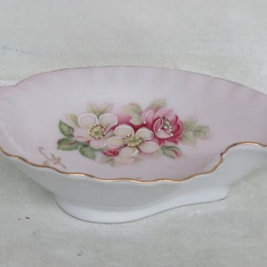 Porcelain Pink Floral Roses Teardrop Shape Scalloped Edge Candy Dish Bowl 3328B