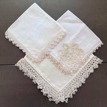 Hanky Tatted Choice early cream 