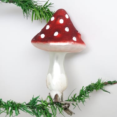 Vintage Glass Mushroom Ornament with Clip, Christmas Tree Holiday Decor 