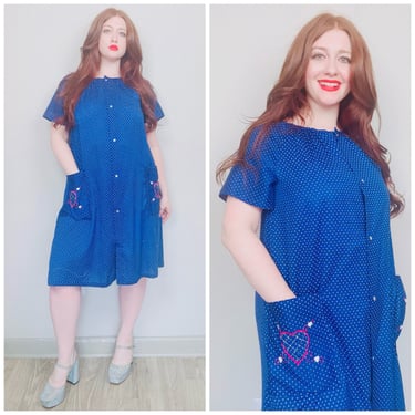 1970s Vintage Blue Heart Print House Dress / 70s / Seventies Red Heart Pocket Lounge Pearl Snap Dress / Large - XL 