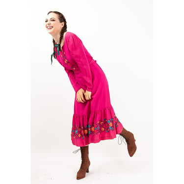 Vintage Betsey Johnson Alley cat / 1970s Fuchsia embroidered peasant prairie dress / XS 