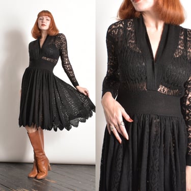 Vintage 1980s Dress / 80s Open Weave Knit Dress with Scalloped Hem / Black ( S M ) 