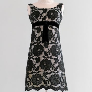 Cutest 1960's White & Black Rose Lace Mod Mini Dress / Sz XS