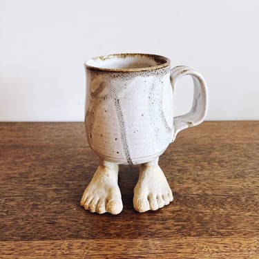 Vintage Ceramic Studio Pottery Mug with Feet 