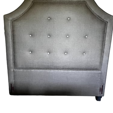RH Grey Tufted Back Full Size Bed  B239-10