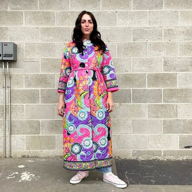Vintage Housecoat Retro 1960s Psychedelic + Size 18 + Quilted + Robe + Dressing Gown + Pucci Style + Mid Century Modern + Womens Apparel 