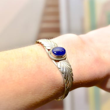 Vintage H. Spencer Navajo Sterling Silver Lapis Lazuli Cuff Bracelet, Engraved Silver Leafs, Blue Gemstone Cabochon, Adjustable, 5 1/4